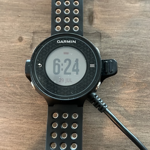 Garmin Approach S6 GPS Golf Watch - Picture 3 of 4